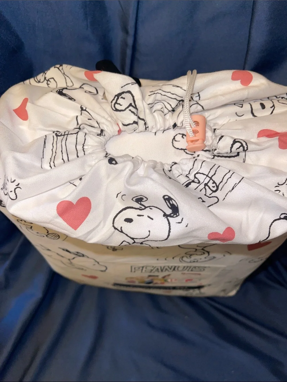 Peanuts White Sheet Set with Red Hearts and Snoopy Sketches
